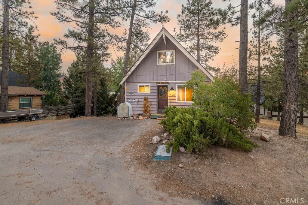 422 Dixie Lane, Big Bear Lake, CA — listing photo 1