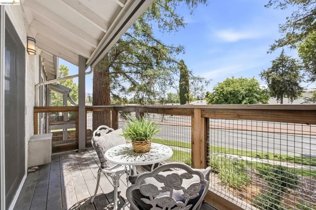 Condominium for sale at 4081 Clayton Rd 209, Concord, CA featuring 2 beds and 1 bath