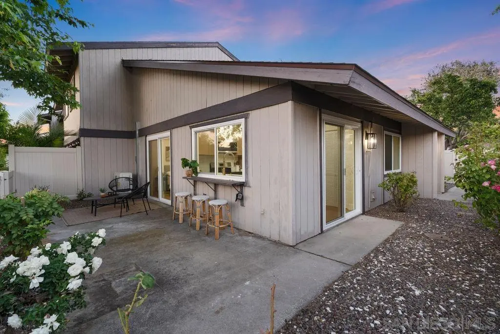 Townhouse for sale at 17340 Caminito Canasto, San Diego, CA featuring 2 beds and 1 bath