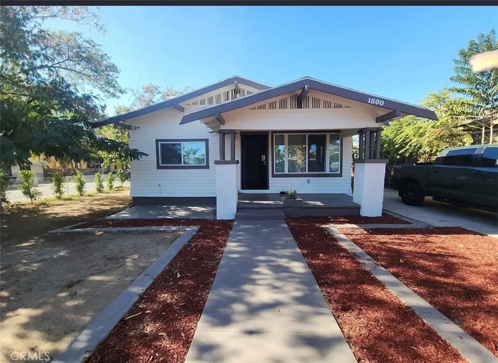 1500 Palm, Bakersfield, CA — listing photo 1