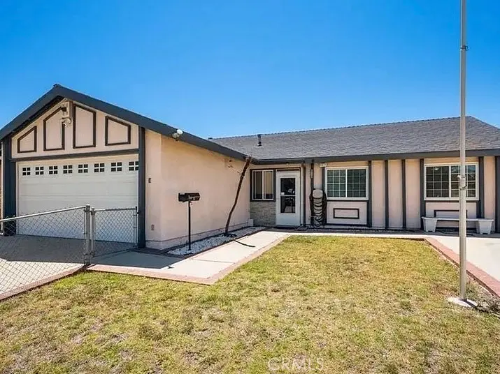 Single Family Residence for rent at 4411 Boston Way, Oxnard, CA featuring 3 beds and 2 baths