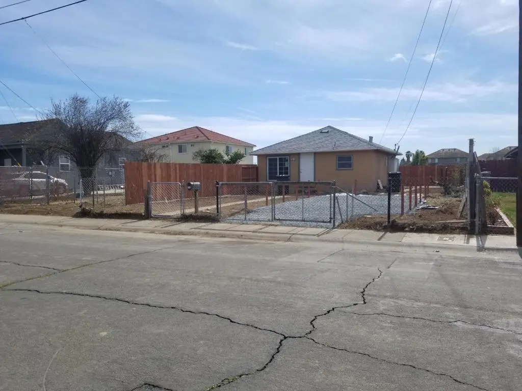 7440 38th Avenue, Sacramento, CA — listing photo 1