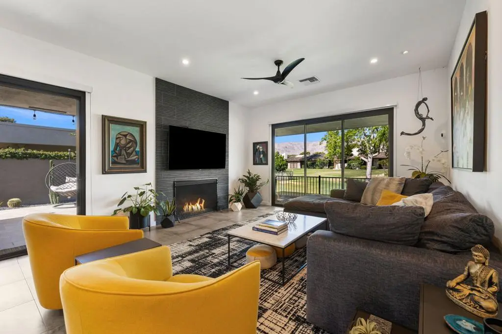 Single Family Residence for sale at 11 Whittier Court, Rancho Mirage, CA featuring 3 beds and 3 baths