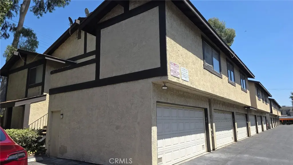 9800 Vesper 96, Panorama City, CA — listing photo 1