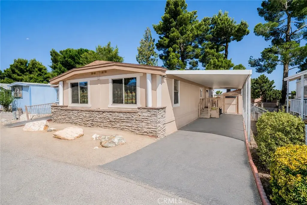 10200 Johnson 36, Phelan, CA — listing photo 1