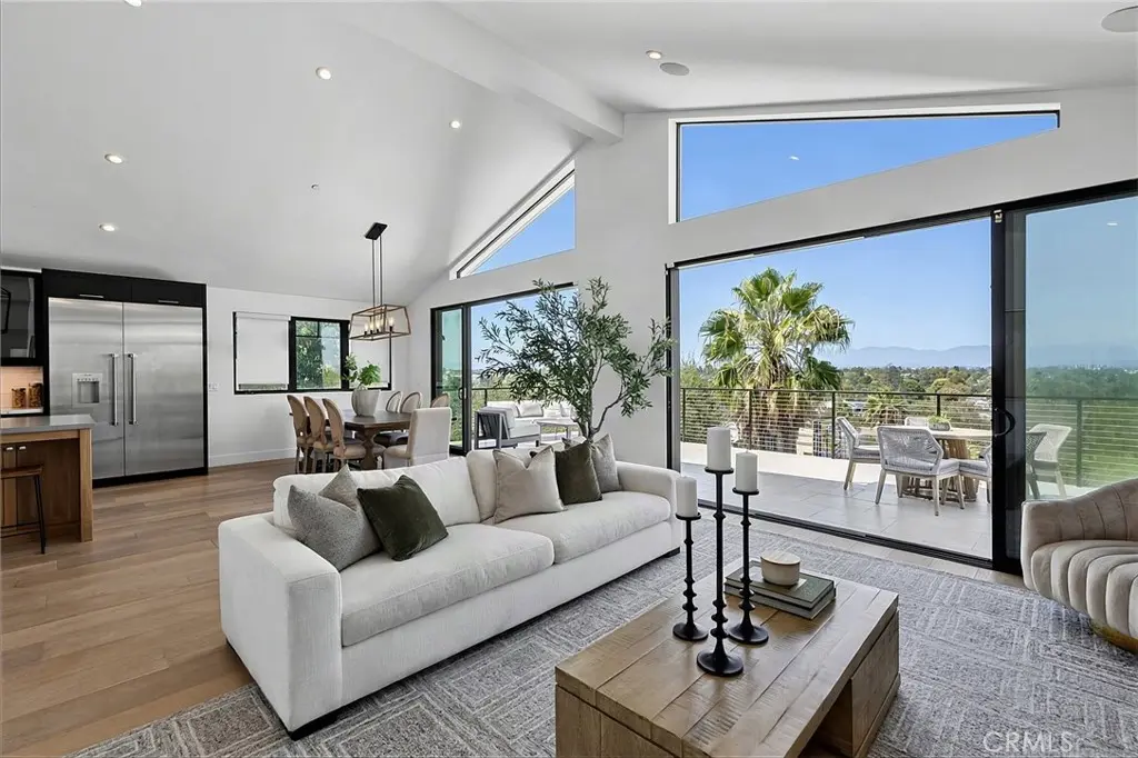 11553 Sunshine Terrace, Studio City, CA — listing photo 1