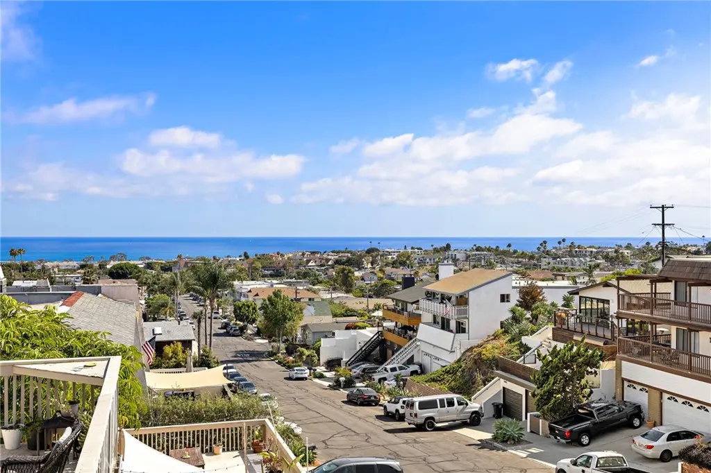 Apartment for rent at 33782 Malaga B, Dana Point, CA featuring 1 bed and 1 bath