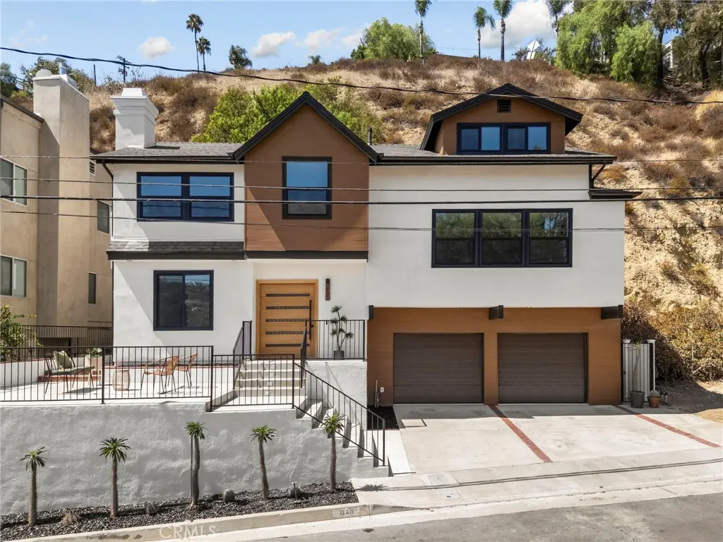 12471 Circula Panorama, Santa Ana, CA — listing photo 1