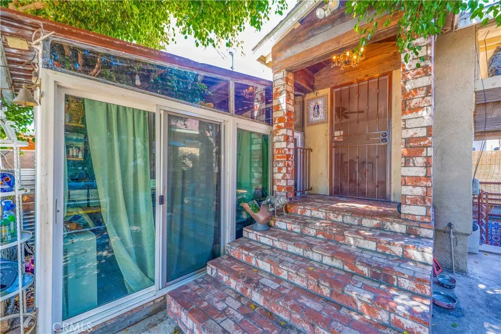 307 N KERN Avenue, East Los Angeles, CA — listing photo 1