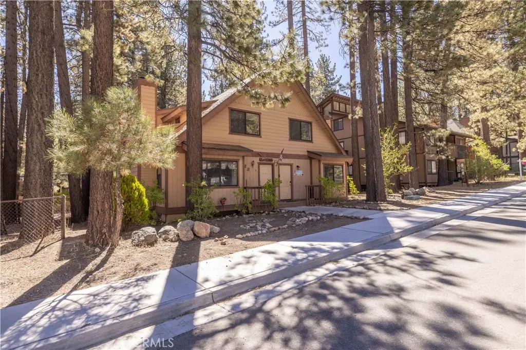 723 Summit 1, Big Bear, CA — listing photo 1