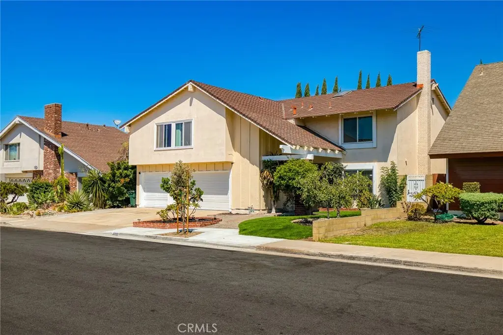 6053 Lawrence, Cypress, CA — listing photo 1