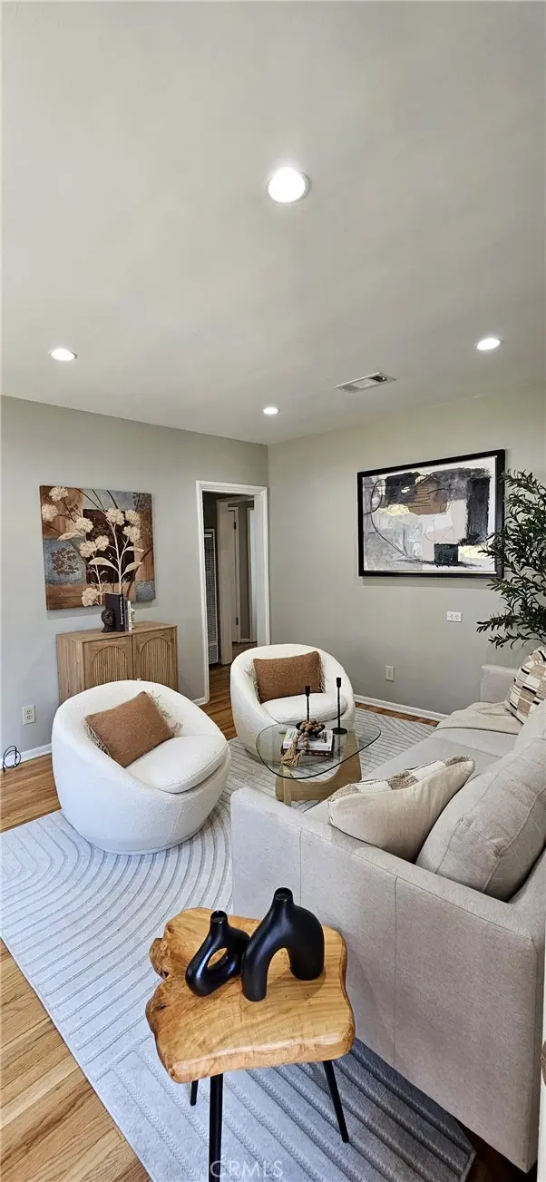 10344 Oro Vista Avenue, Sunland, CA — listing photo 1
