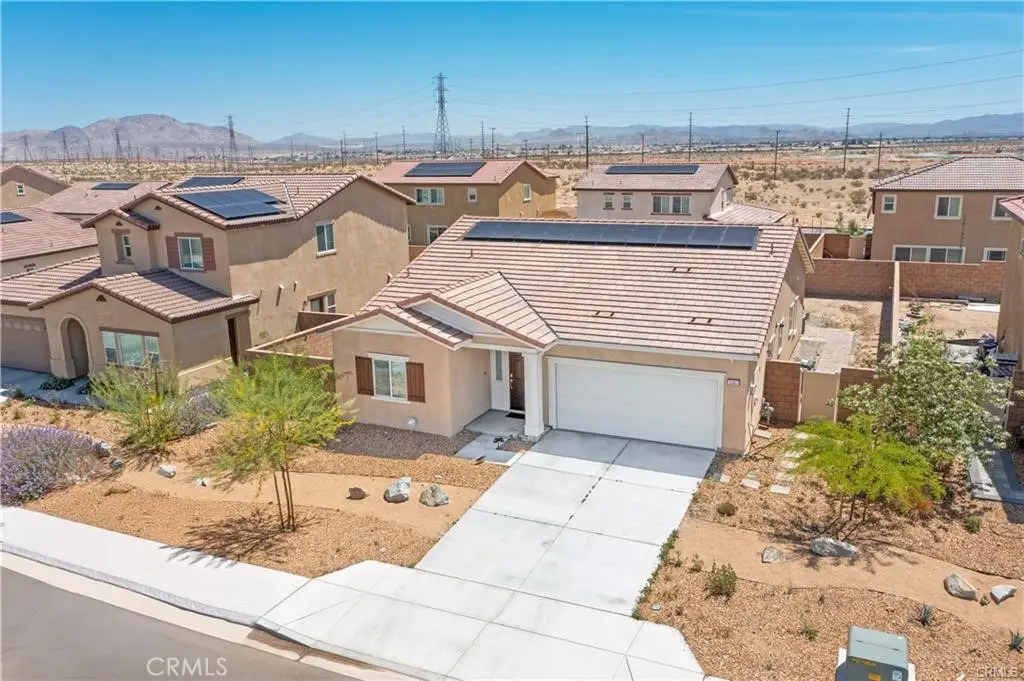 15667 San Diego, Victorville, CA — listing photo 1