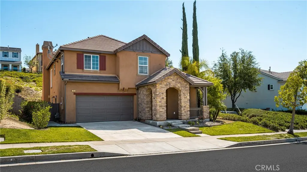 705 E Lemon Swirl, Azusa, CA — listing photo 1