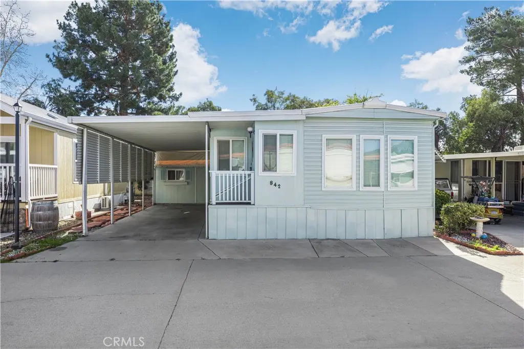 Manufactured On Land for sale at 842 Acorn Dr, San Jacinto, CA featuring 2 beds and 2 baths
