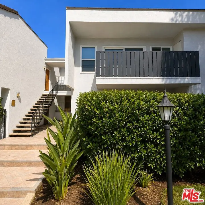 18645 Hatteras Street 263, Tarzana, CA — listing photo 1