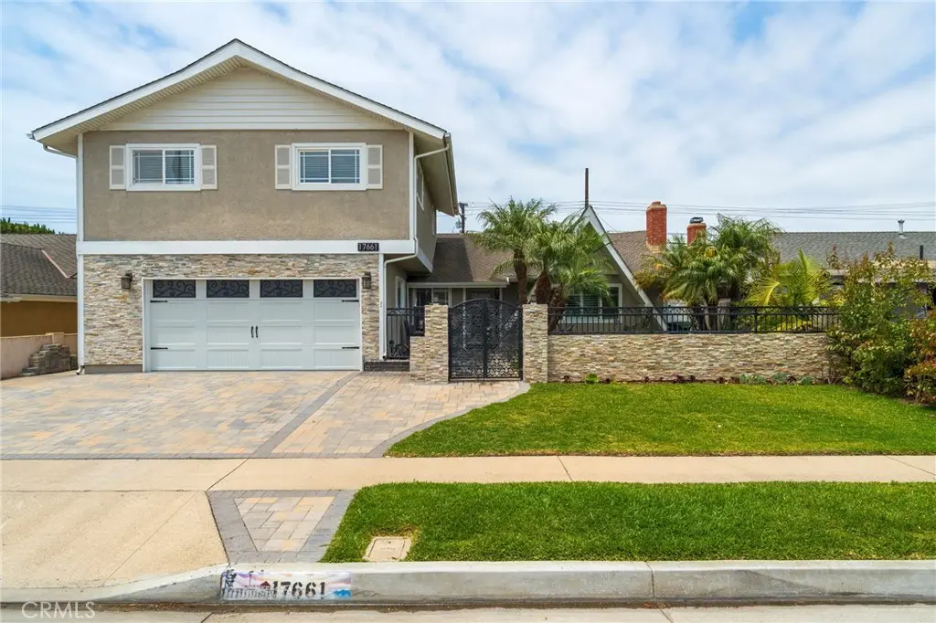 17661 Still Harbor, Huntington Beach, CA — listing photo 1