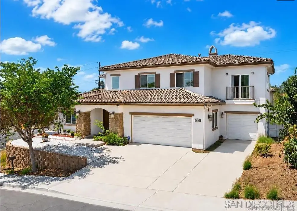 1675 Felicita Ln, Escondido, CA — listing photo 1