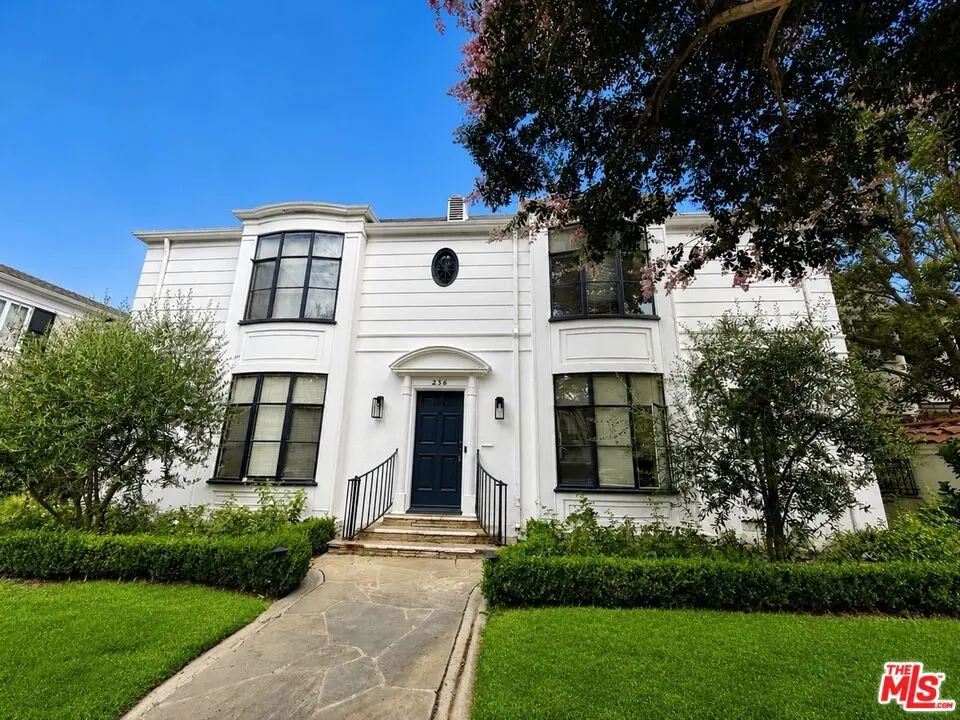Townhouse for rent at 236 S Spalding Drive 1/2, Beverly Hills, CA featuring 3 beds and 3 baths