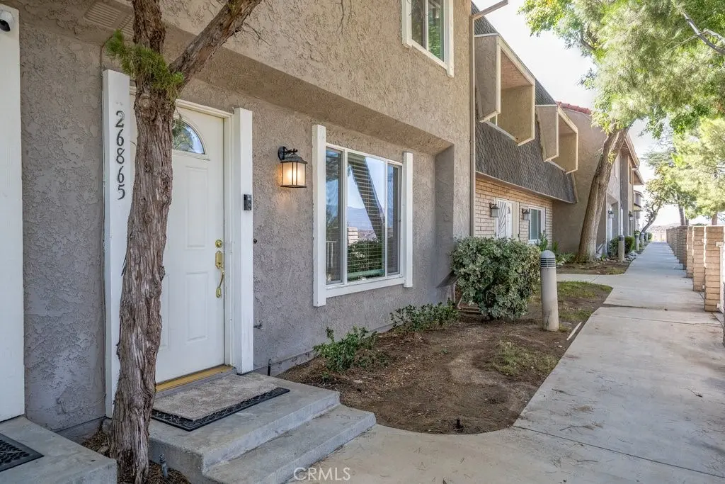 26865 Avenida Terraza, Saugus, CA — listing photo 1
