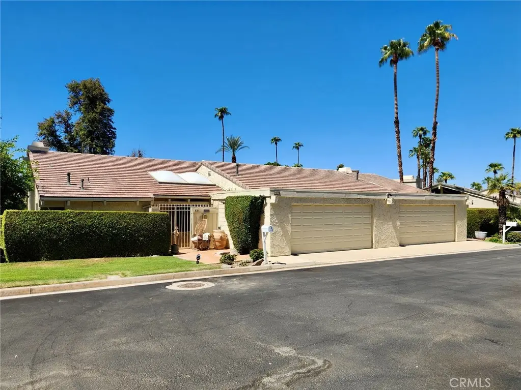 Condominium for sale at 46526 Arapahoe, Indian Wells, CA featuring 4 beds and 6 baths