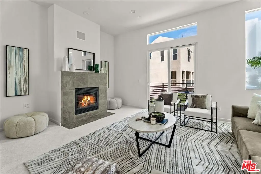 13027 Bluff Creek Drive 30, Playa Vista, CA — listing photo 1