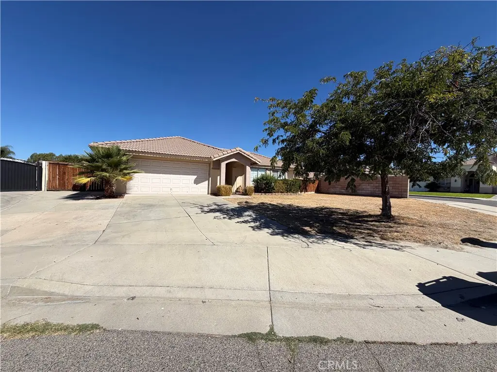 Single Family Residence for rent at 1365 Verdi Court, San Jacinto, CA featuring 3 beds and 2 baths