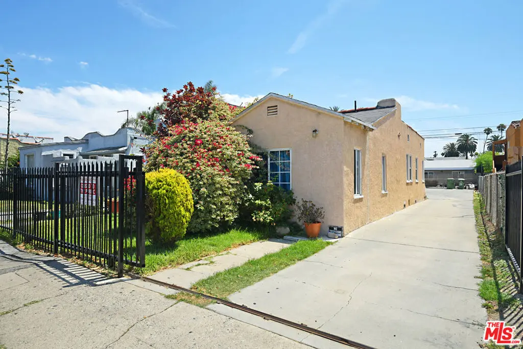 Residential Income for sale at 2664 S Redondo Boulevard, Los Angeles, CA featuring 2 beds and 2 baths