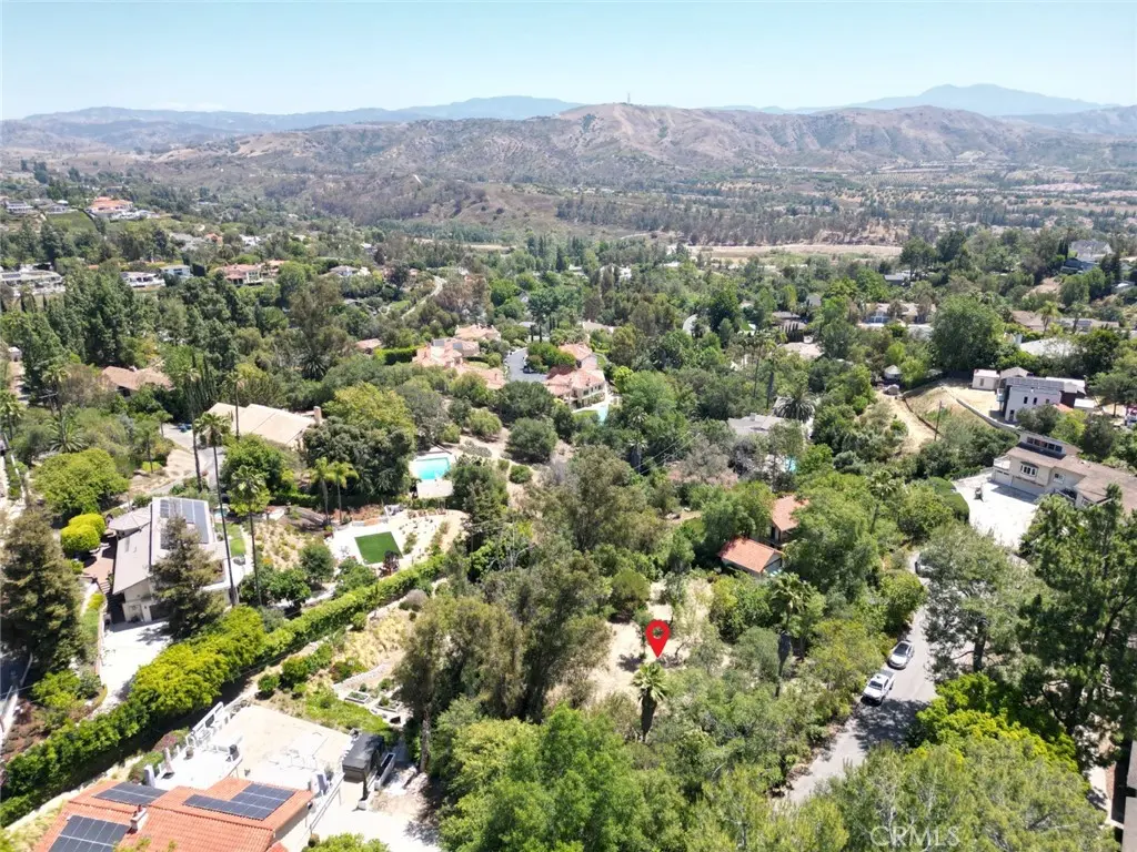 50237210 Skyline View, Santa Ana, CA — listing photo 1