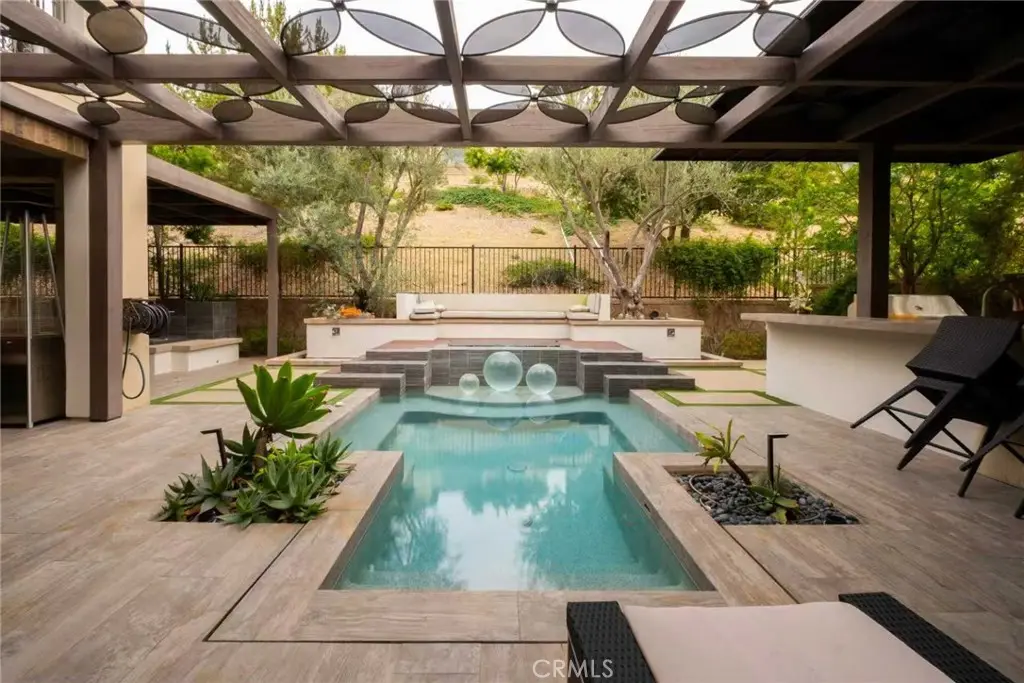 Residential Lease for rent at 102 Heather Mist, Irvine, Orange County, CA featuring 4 beds and 5 baths