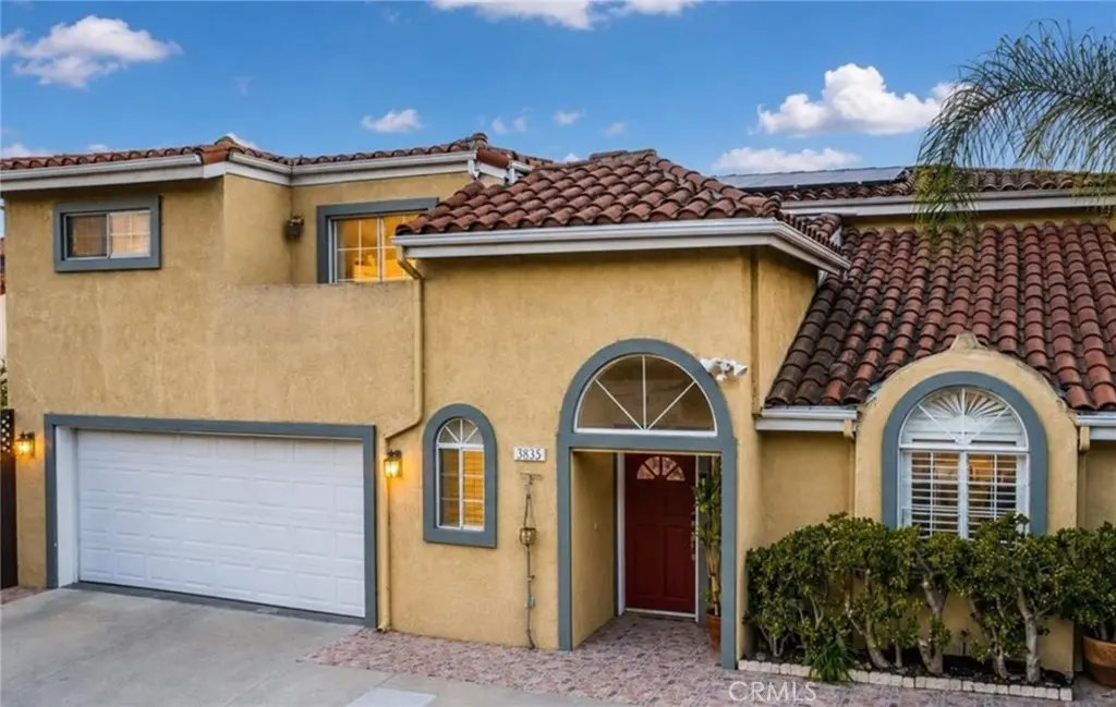 Single Family Residence for sale at 3863 Cazador, Los Angeles, CA featuring 3 beds and 4 baths