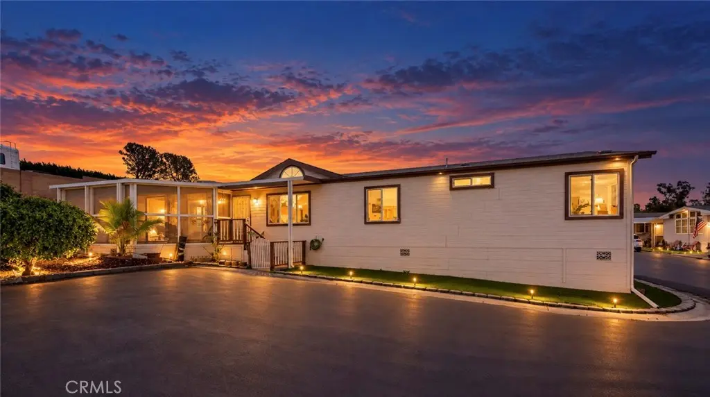 1175 La Moree Road, San Marcos, CA — listing photo 1