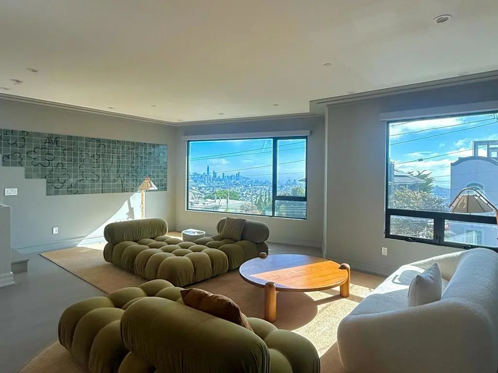 Residential Lease for rent at 1408 Douglass Street, San Francisco, CA featuring 4 beds and 4 baths