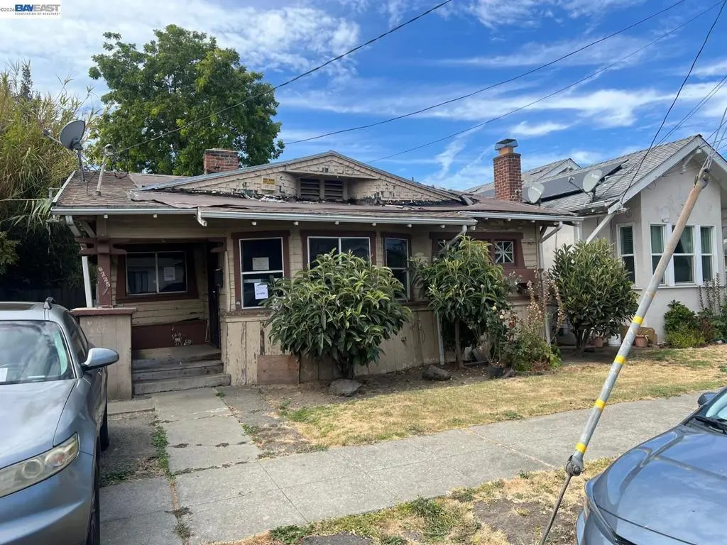 Single Family Residence for sale at 6225 Tevis St, Oakland, CA featuring 3 beds and 1 bath