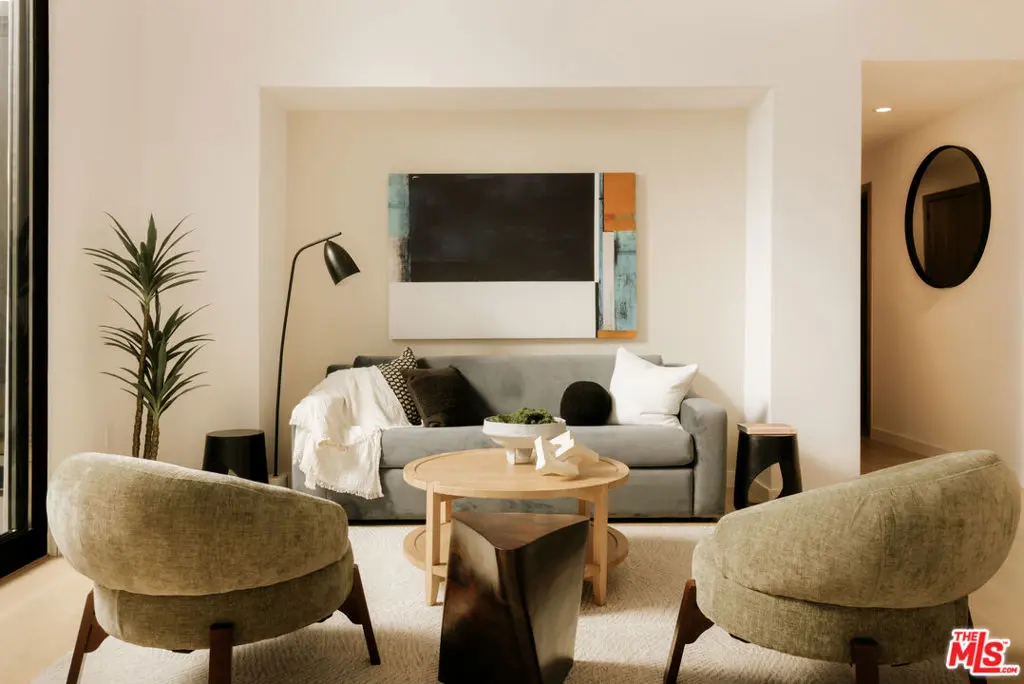 Condominium for sale at 2919 Waverly Drive 103, Los Angeles, CA featuring 3 beds and 2 baths
