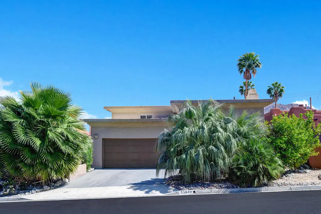 Single Family Residence for sale at 53660 Avenida Juarez, La Quinta, CA featuring 3 beds and 2 baths
