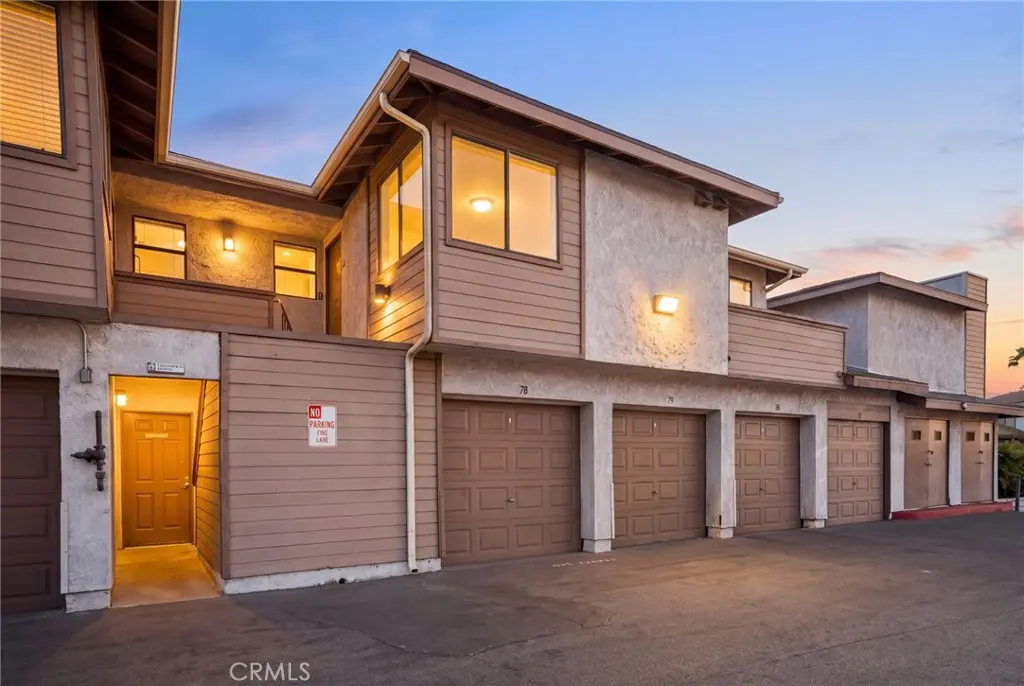 Condominium for sale at 1327 Massachusetts 205, Riverside, CA featuring 1 bed and 1 bath