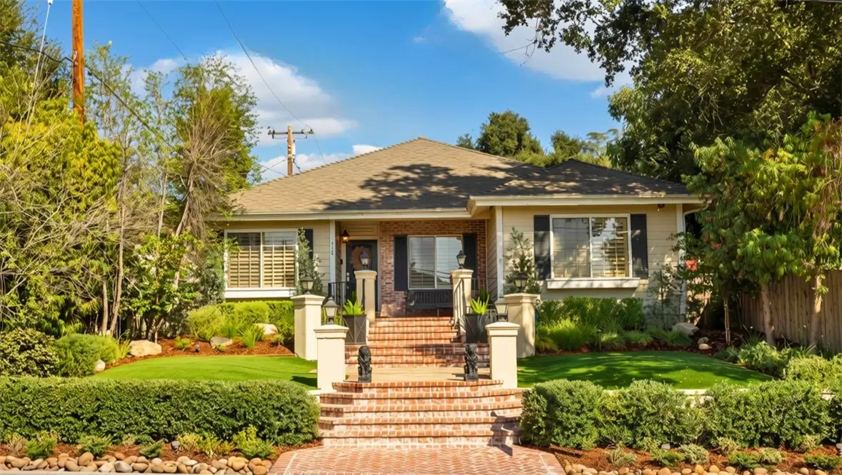 418 N Myrtle, Monrovia, CA — listing photo 1