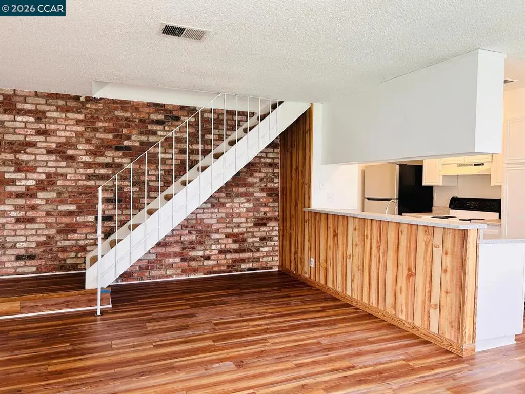 Condominium for sale at 2409 Lemontree Ct 3, Antioch, CA featuring 2 beds and 1 bath