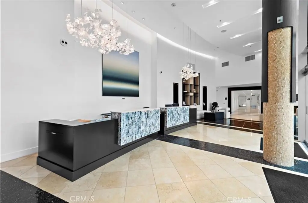 Residential Lease for rent at 3131 Michelson 407, Irvine, Orange County, CA featuring 2 beds and 2 baths