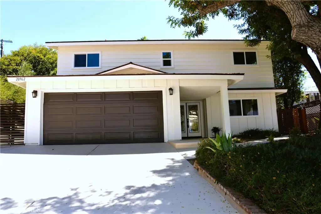 20962 Bandera Street, Woodland Hills, CA — listing photo 1