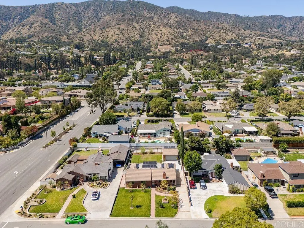 453 W Laurel Avenue, Glendora, CA — listing photo 1