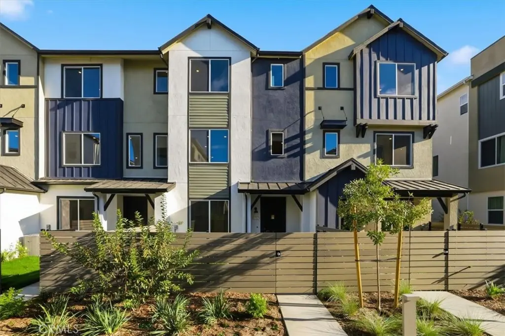 27323 Seven Oaks Lane, Valencia, CA — listing photo 1