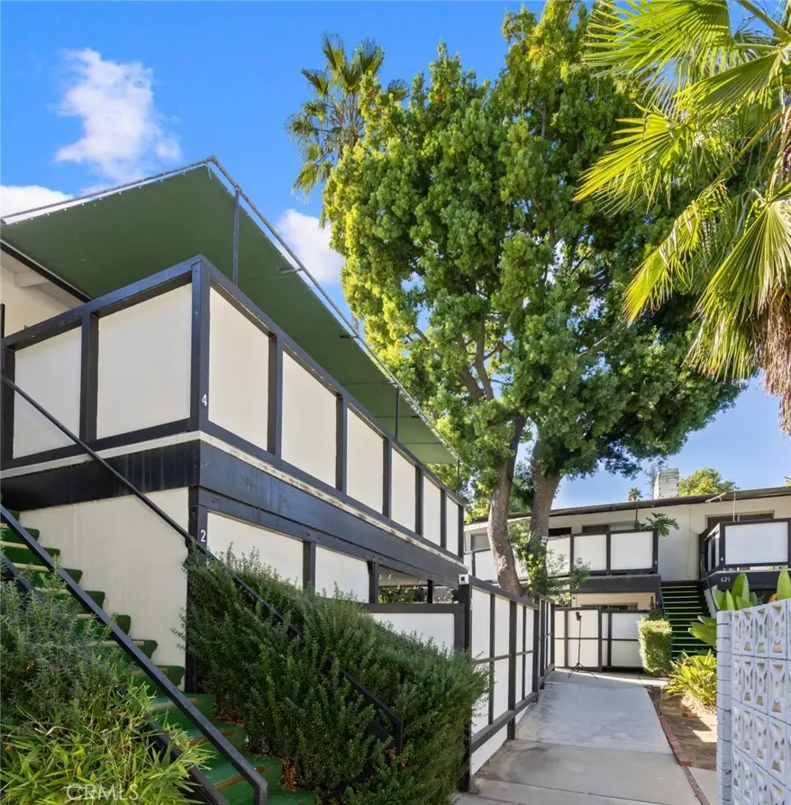 619 S Pasadena Avenue 3, Pasadena, CA — listing photo 1