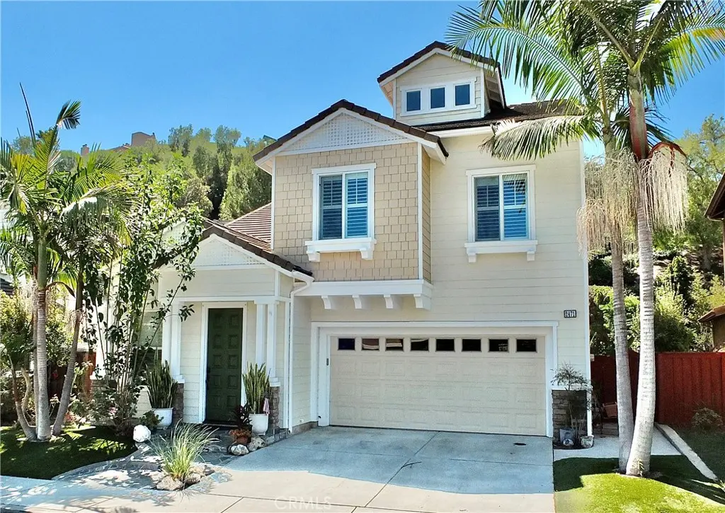 2471 Amelia Court, Signal Hill, CA — listing photo 1