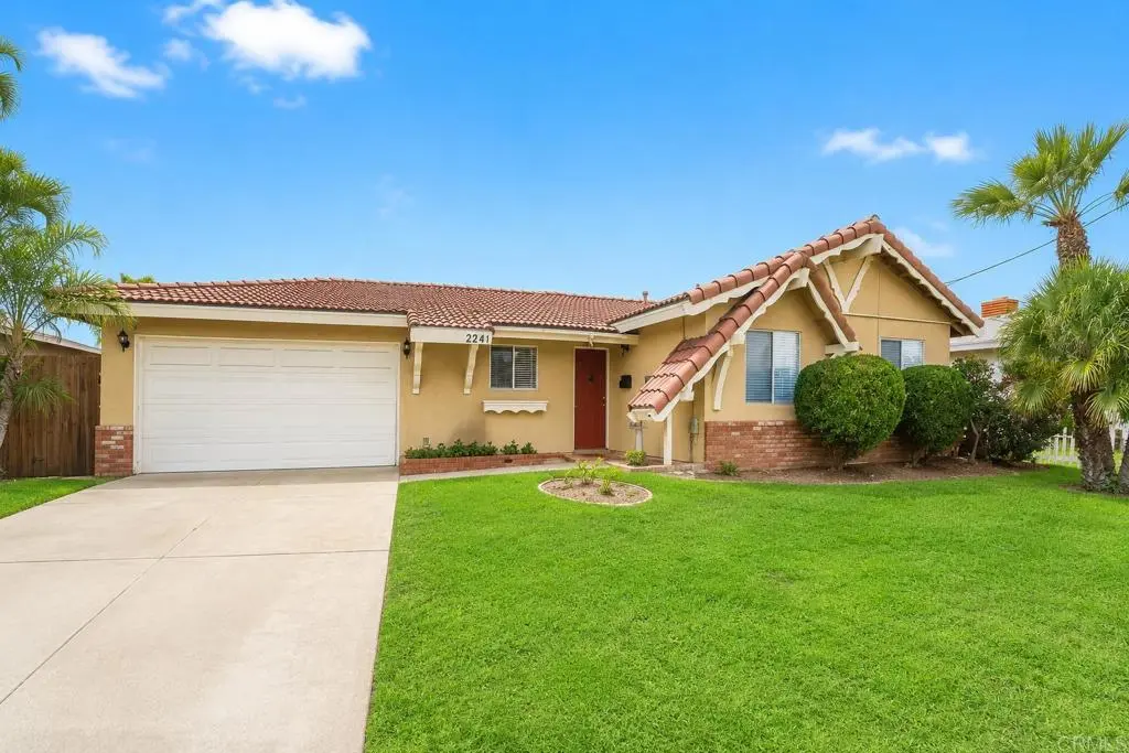 Single Family Residence for sale at 2241 Edgewood Place, Oceanside, CA featuring 3 beds and 2 baths