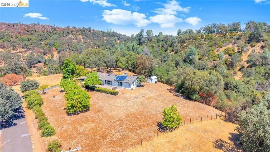 9790 O Neil Ct, Jamestown, CA — listing photo 1