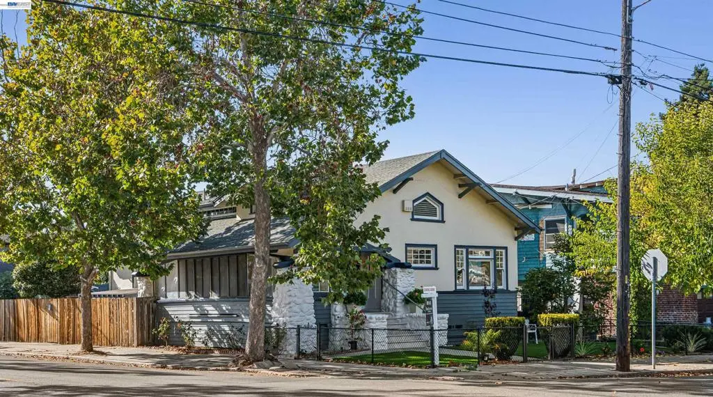 Single Family Residence for sale at 1801 Wood St, Alameda, CA featuring 3 beds and 1 bath