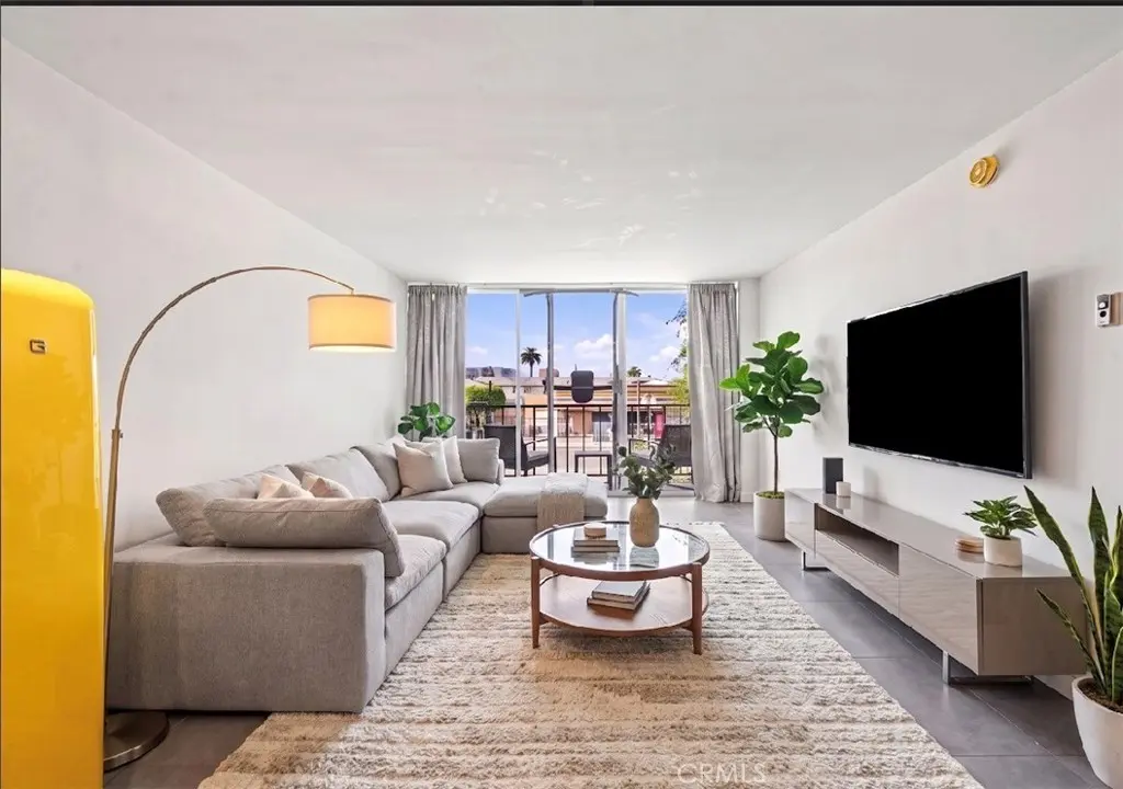 Condominium for sale at 375 Atlantic Avenue 201, Long Beach, CA featuring 1 bed and 1 bath