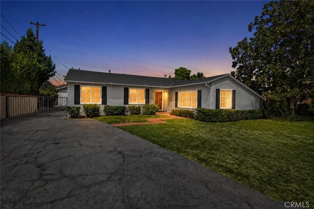 151 E Wistaria, Arcadia, CA — listing photo 1